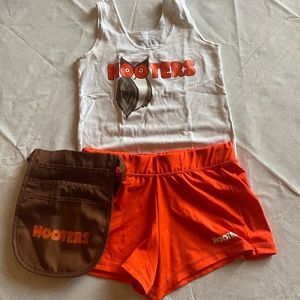 HOOTERS UNIFORM SIZE S TANK XS SHORTS W/POUCH